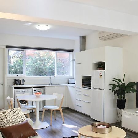 Your Home Away From Home Melbourne Eksteriør bilde