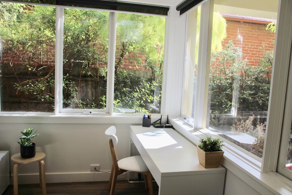 Your Home Away From Home Melbourne Eksteriør bilde