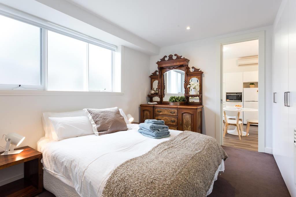 Your Home Away From Home Melbourne Eksteriør bilde